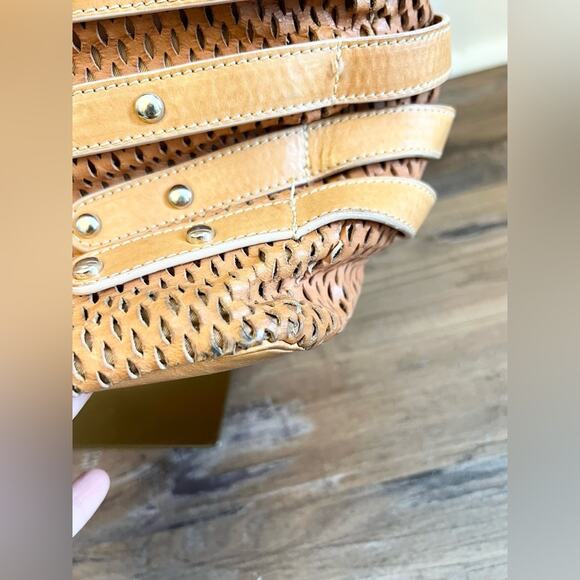 Jimmy Choo bardia bag brown leather hobo shoulder bag perforated leather luxury - Picture 9 of 16